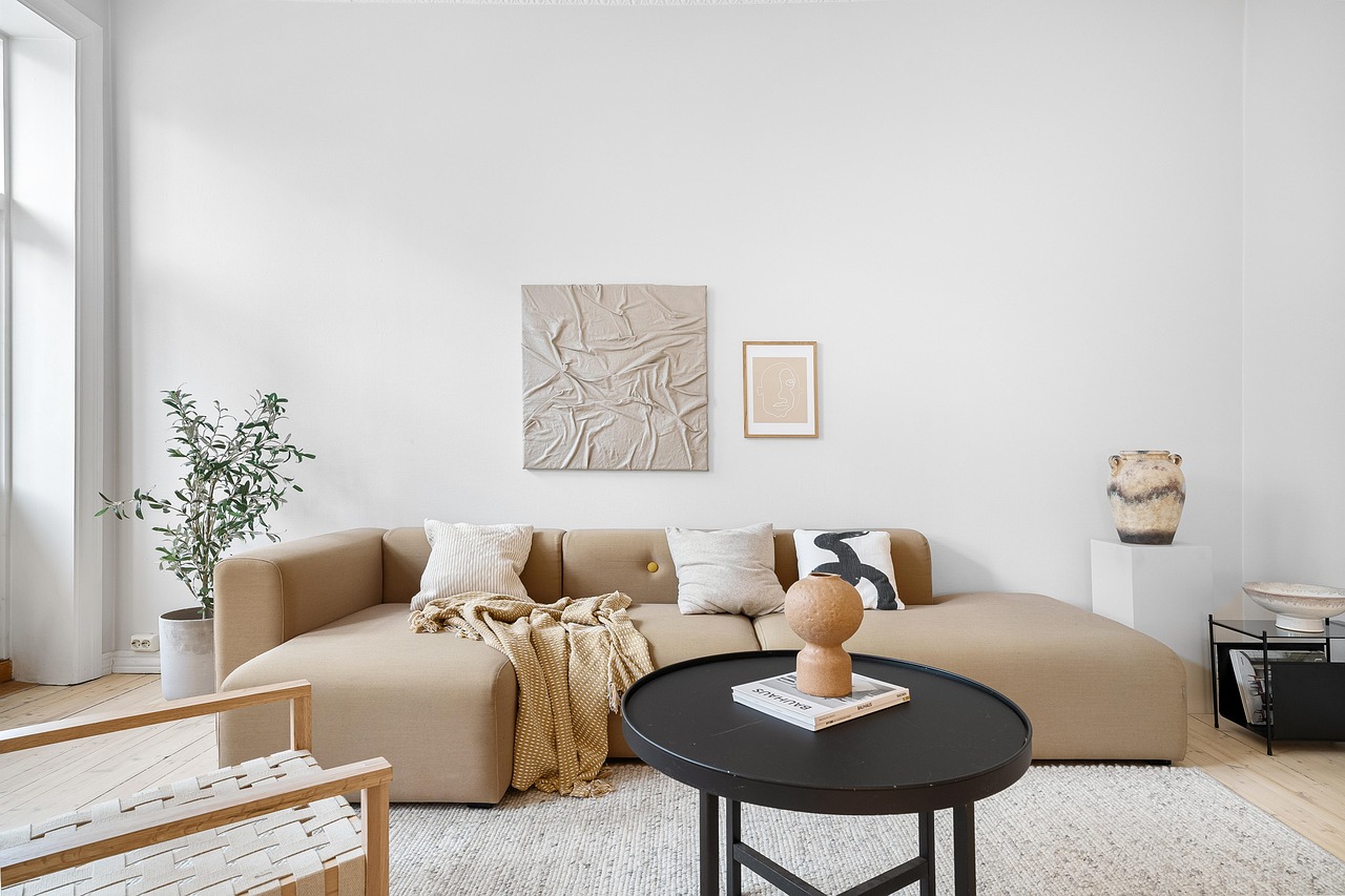 Ein Einfamilienhaus mit gewachsenem Garten